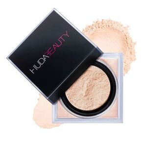 HUDA BEAUTY Easy Bake Blurring Loose Baking & Setting Powder in CUPCAKE